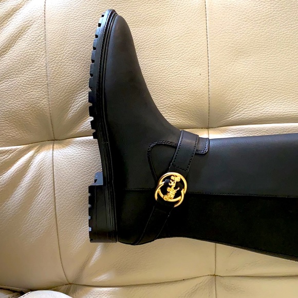 Beautiful Coach Leather Boots - Picture 2 of 5